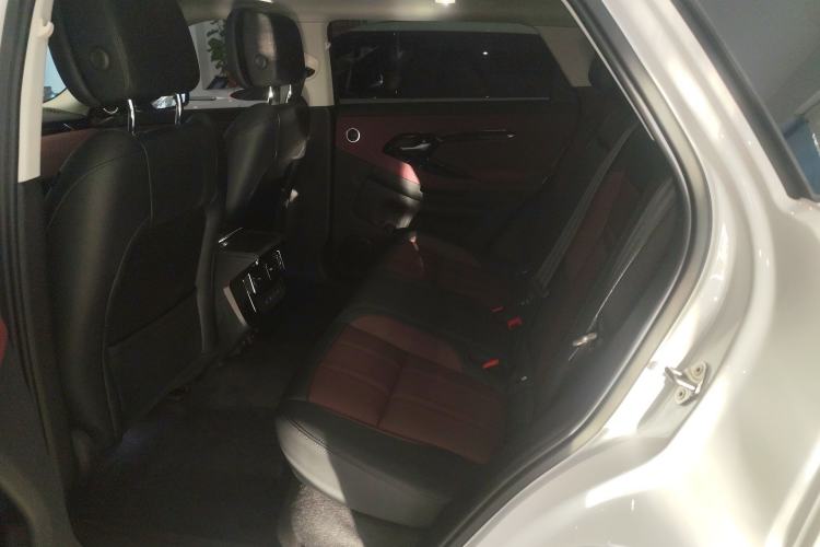 Used Land Rover Range Rover Evoque 2024 Aurora L 249 PS Prestige Light-Chasing Edition
