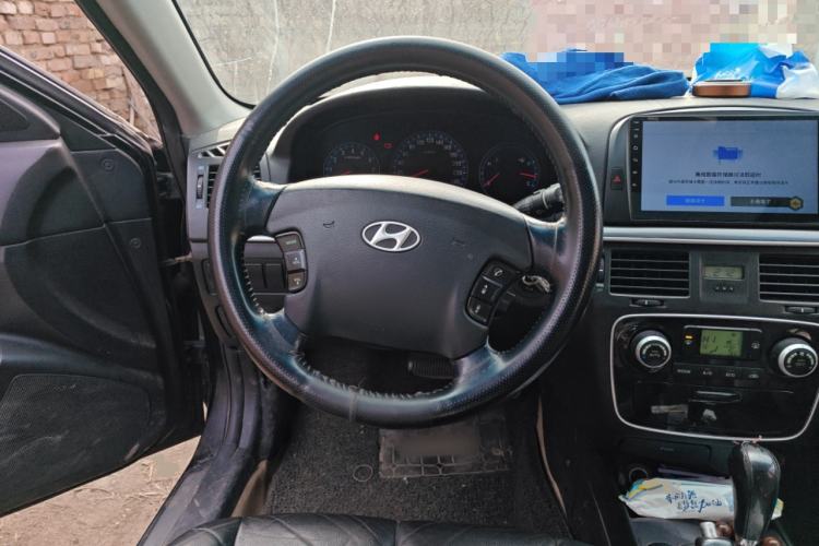 Used Hyundai NF 2006 2.0L Automatic Luxury Edition
