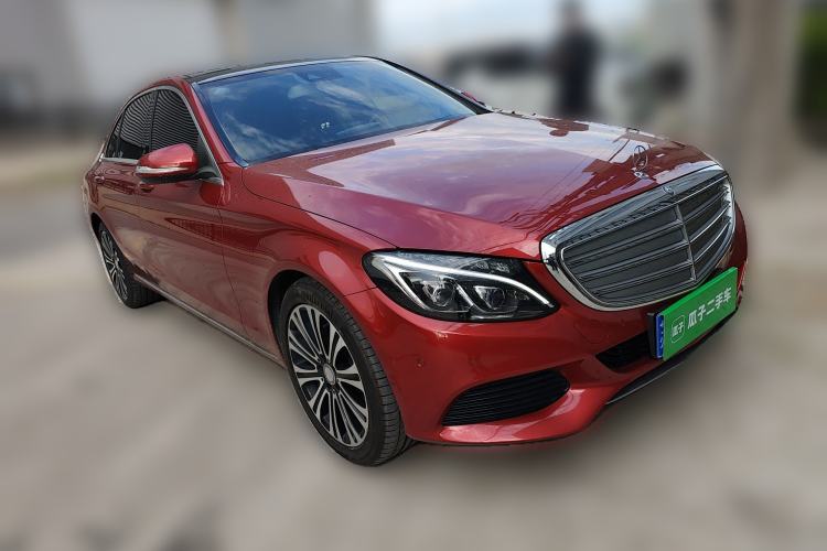 Used Mercedes-Benz C-Class 2015 C 200 L 4MATIC Front Right 45 Deg