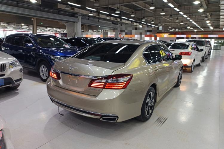 Used Honda Accord 2016 2.0L Elite Edition Rear Right 45 Deg