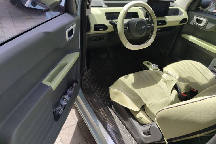 Used Geely Galaxy Panda 2024 Panda Mini 200km Endurance Bear