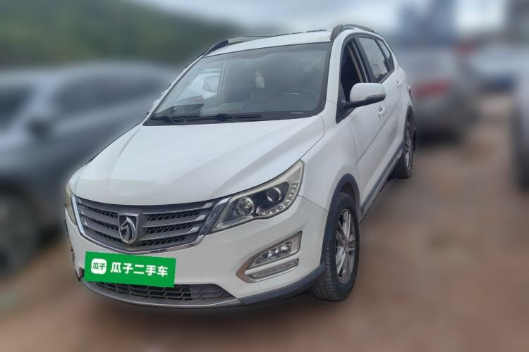 Used Baojun 560 2016 1.8L Manual Comfort Edition
