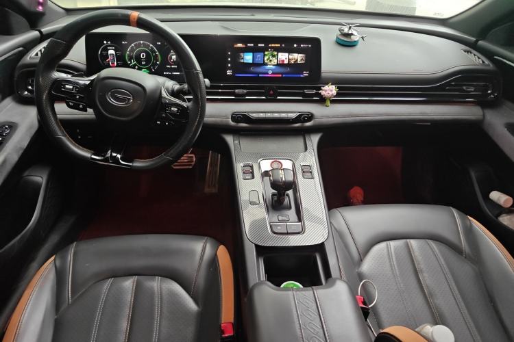 Used GAC Trumpchi EMPOW 2022 270T DCT J16 R-Style Track Edition Center Console