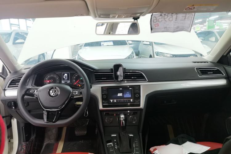 Used Volkswagen Lamando 2019 230TSI DSG Vision Edition China VI Standard