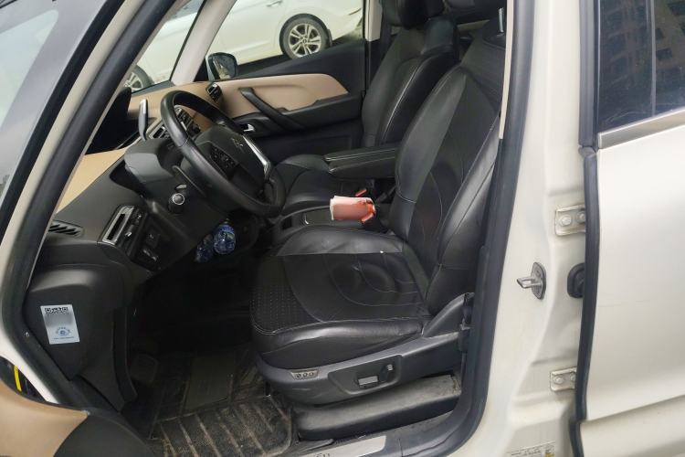 Used Citroen C4 Picasso 2015 1.6T Luxury 5-Seat Model Left Front Seat