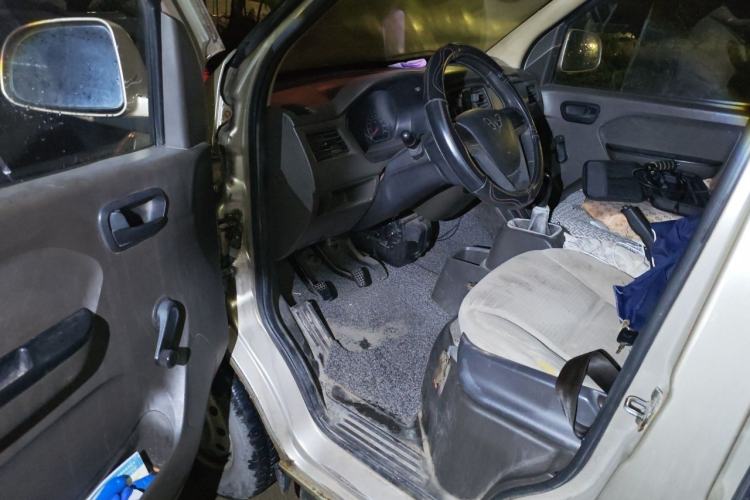 Used Wuling Rongguang 2014 1.2L S Base Model