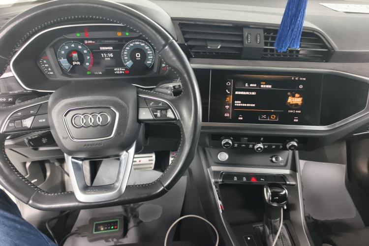 Used Audi Q3 2019 35 TFSI Fashion Dynamic Model