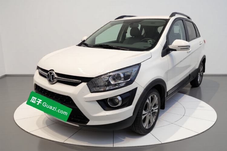 Used BAIC Senova X25 2015 1.5L manual Comfort trim level