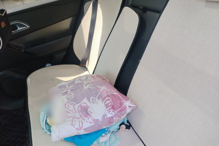 Used Land Rover Range Velar 2018 P380 S Left Rear Seat