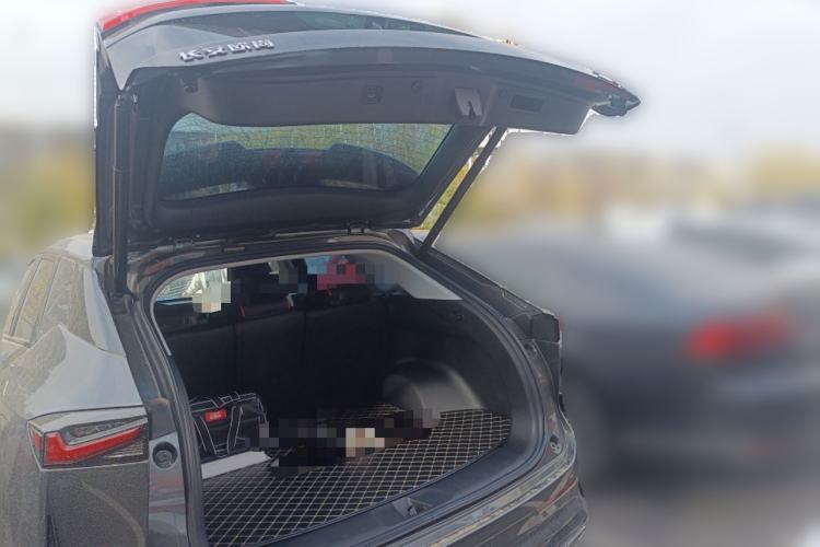 Used CHANGAN OSHAN Z6 2022 Blue Whale 1.5T DCT Luxury Model