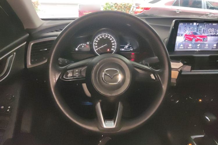 Used Mazda 3 Axela 2019 Cloud-Controlled Version Sedan 1.5L Automatic Comfort Trim China V Standard Steering Wheel