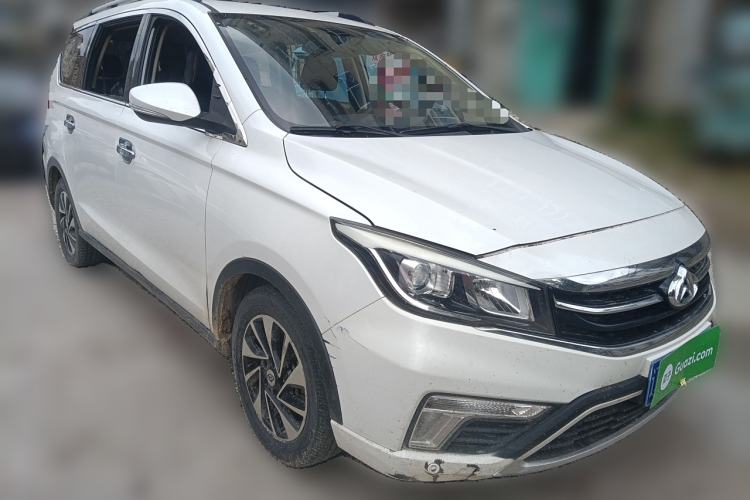 Used CHANGAN OSHAN A800 2017 1.6L Manual Comfort Model Front Right 45 Deg