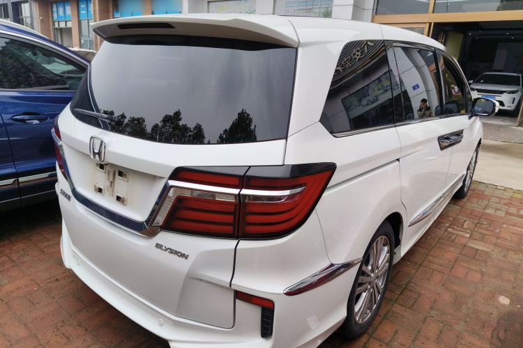 Used Honda Elysion 2016 2.4L Style Edition