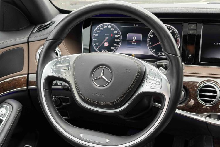 Used Mercedes-Benz S-Class 2016 S 320 L Business Model Steering Wheel