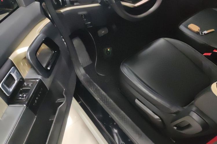 Used Baojun KiWi EV 2021 Artist Model Ternary Lithium