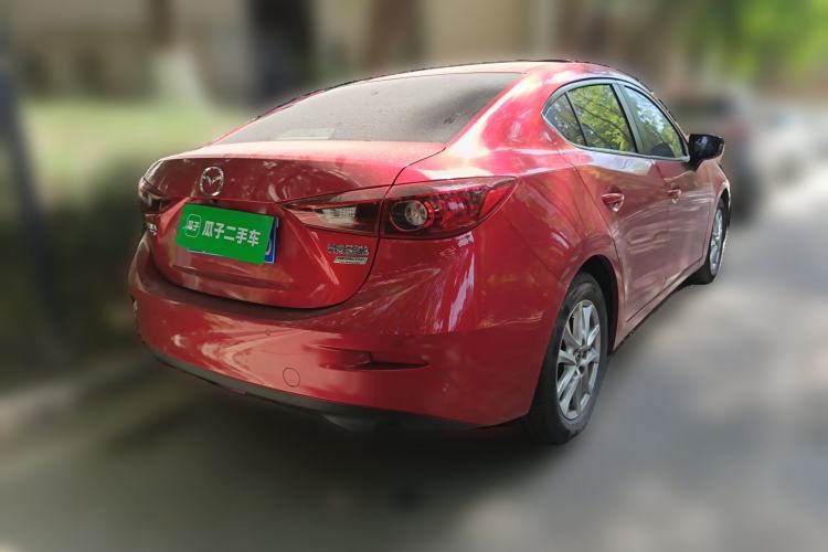 Used Mazda 3 Axela 2016 Sedan 1.5L Automatic Luxury Model