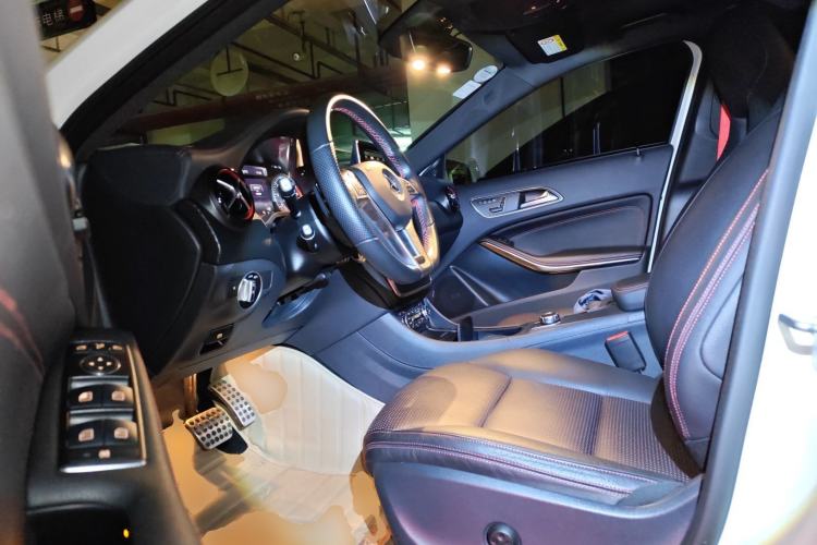 Used Mercedes-Benz A-Class 2016 A 260 Sport Edition
