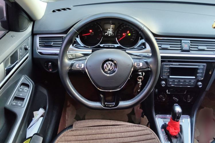 Used Volkswagen Bora 2018 1.5L Automatic Comfort Model Steering Wheel