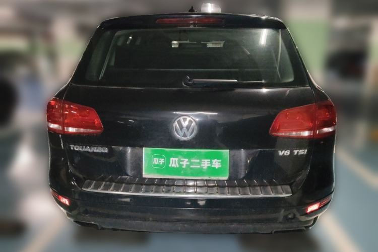 Used Volkswagen Touareg 2011 3.0 TSI Comfort Version Rear