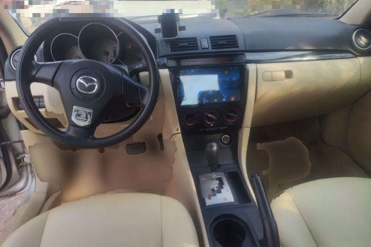 Used Mazda 3 2012 1.6L Automatic Classic Standard Edition Center Console