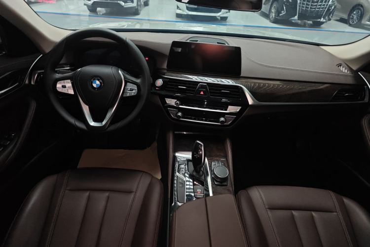 Used BMW 5 Series 2020 525Li Luxury Package