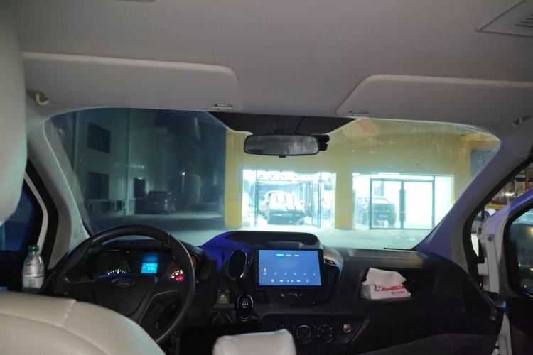 Used Ford Transit 2019 2.0T Diesel Multi-Purpose Commercial Vehicle Mid-Drive Mid-Roof 6-Seater China VI Standard
