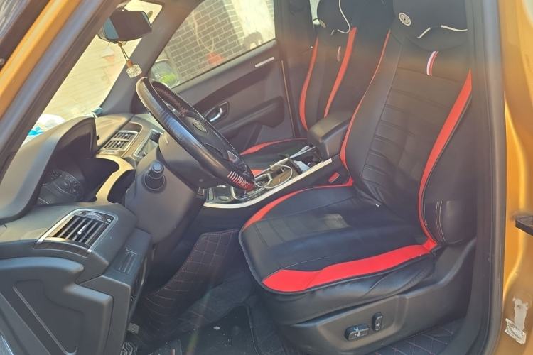 Used Land X7 2015 2.0T Panoramic Luxury Edition
