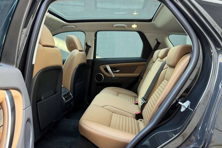 Used Land Rover Discovery Sport 2024 Performance Tech Edition Interior 6