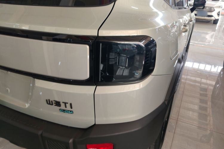 Used JETOUR Shanhai T1 2025 150 km to the Lake
