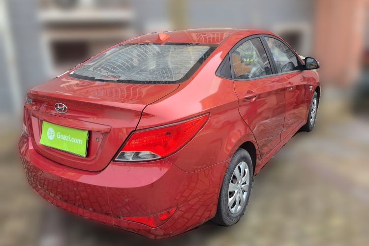 Used Hyundai Verna (older generation) 2014 1.4L Manual Smart GLS Trim