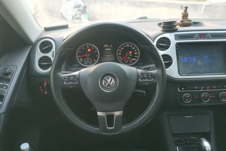 Used Volkswagen Tiguan 2016 280TSI Automatic Two-Wheel Drive Silk Road Comfort Edition Steering Wheel