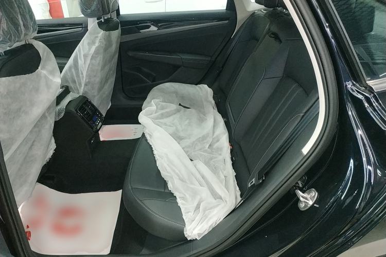 Used Volkswagen Passat 2026 Model, Outstanding 380TSI Xingkong Longteng Edition