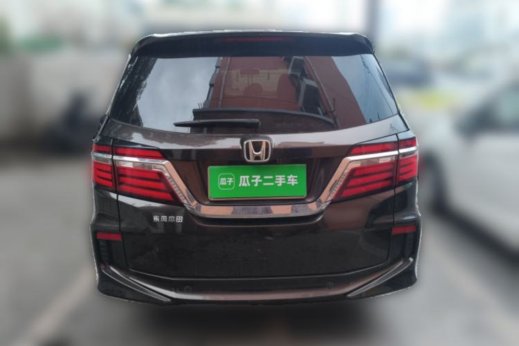 Used Honda Elysion 2016 2.4L Style Edition Rear