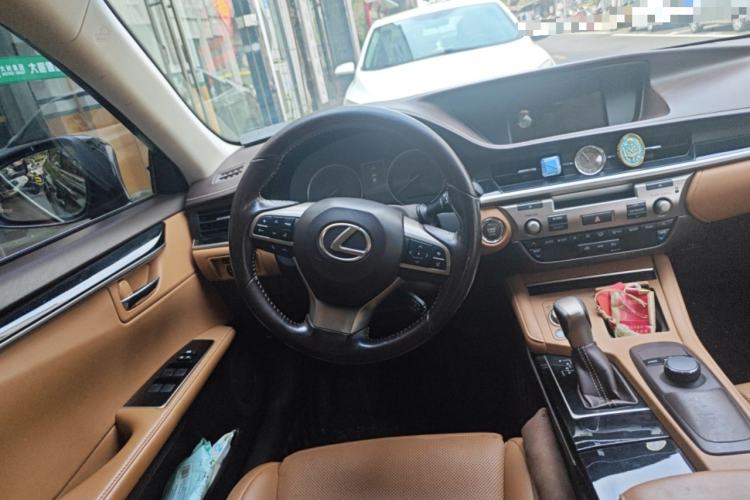 Used Lexus ES 2015 200 Elite Edition Steering Wheel