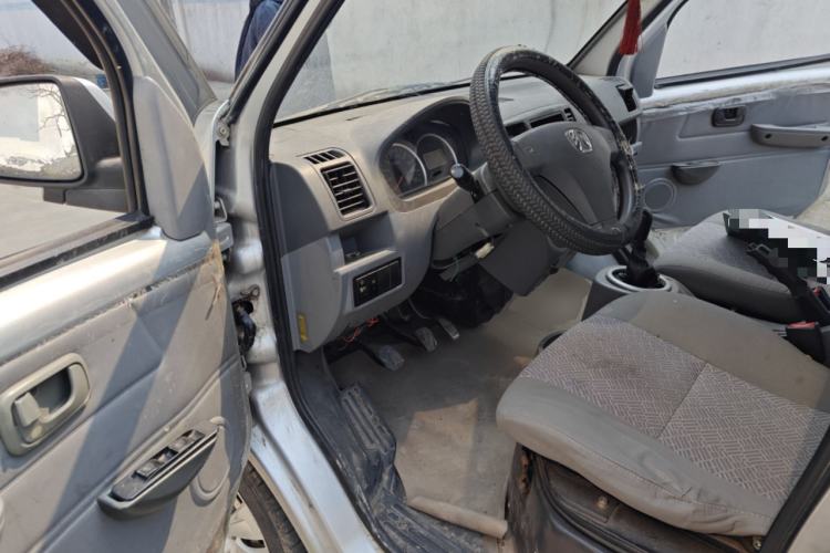Used BAIC Weiwang 306 2011 1.3L Comfort version 7 seats
