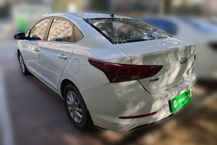 Used Hyundai Verna (new generation) 2016 1.4L Manual Cool Edition GLS Rear Left 45 Deg