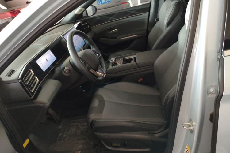 Used BYD Qin L 2024 DM-i 80KM Beyond Model