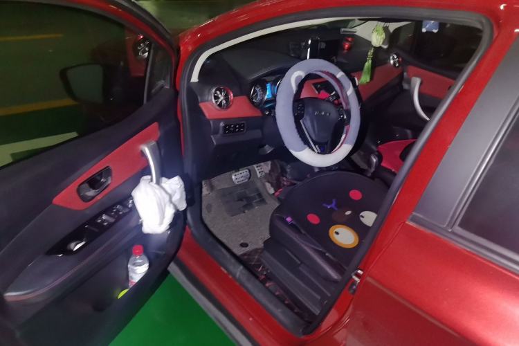 Used Haval H1 2015 1.5L AMT Luxury Model
