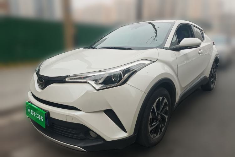 Used Toyota IZOA 2018 2.0L Yichi Version China VI Standard