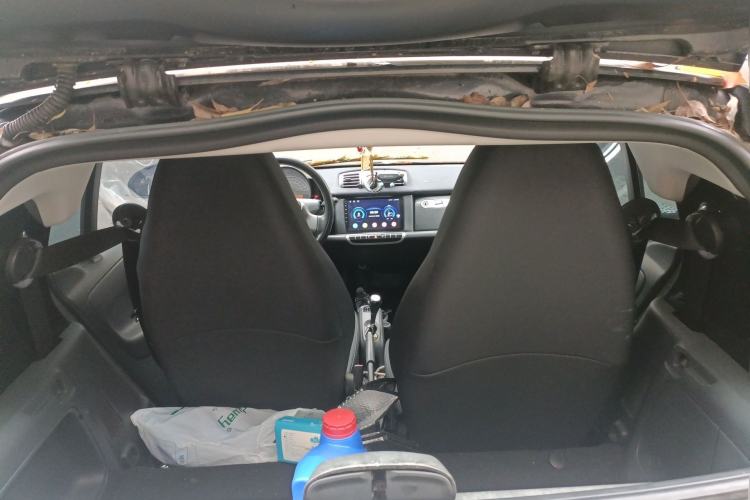 Used smart fortwo 2010 1.0 hardtop pure version Trunk