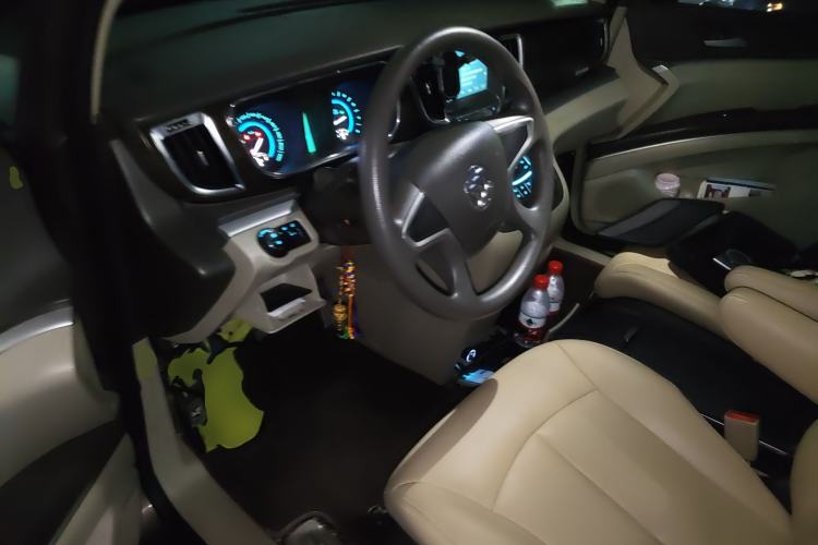 Used Buick GL8 2013 2.4L CT Luxury Business Comfort Edition
