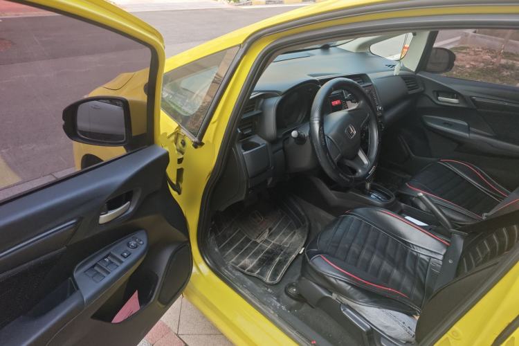 Used Honda Fit 2014 1.5L LX CVT Comfort Model
