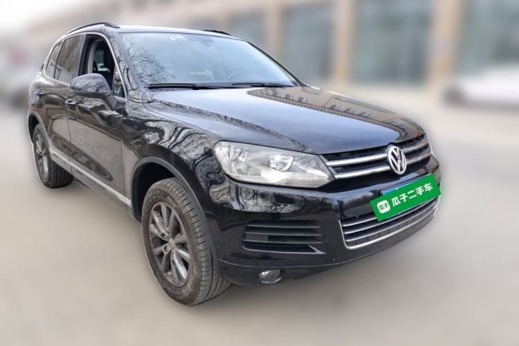 Used Volkswagen Touareg 2011 3.0 TDI Diesel Standard Version Front Right 45 Deg