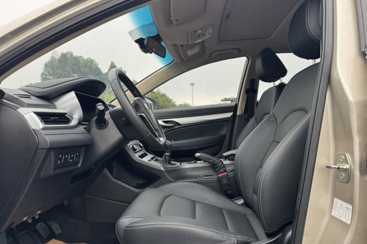 Used Geely Auto Emgrand 2018 1.5L Manual Upward Connect Edition
