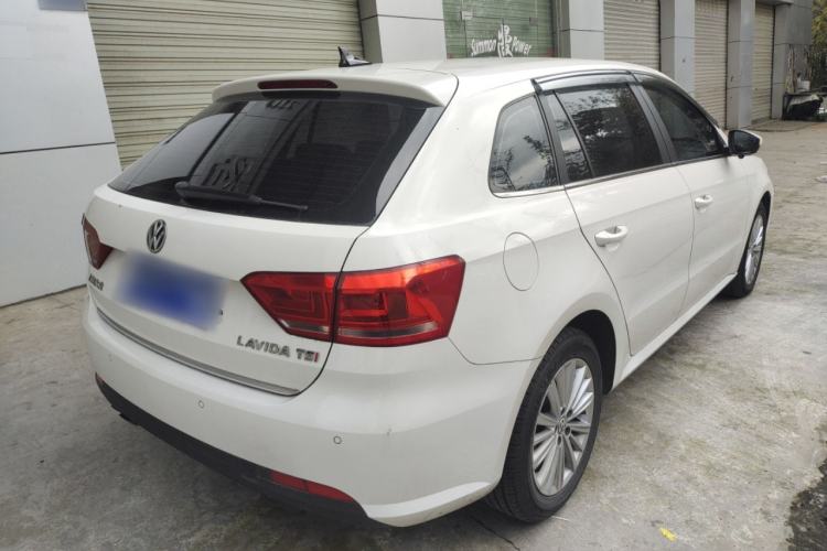 Used Volkswagen Gran Lavida 2013 1.4 TSI Automatic Comfort Model
