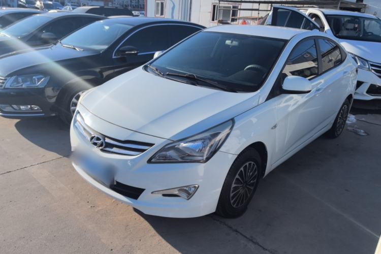 Used Hyundai Verna (older generation) 2016 1.4L Manual Smart GLS Trim