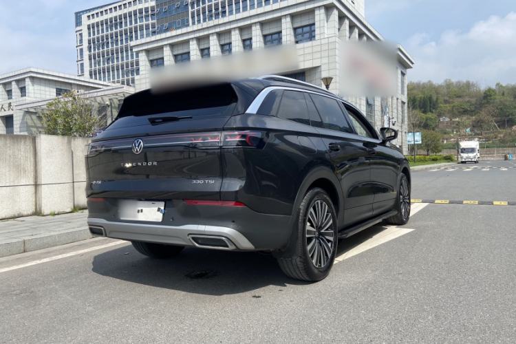 Used Volkswagen Tavendor 2023 330TSI Luxury Touring Edition Exterior 5