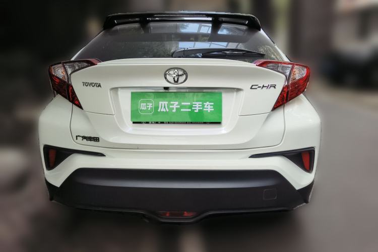 Used Toyota C-HR 2018 2.0L Leading with Sunroof China VI Standard
