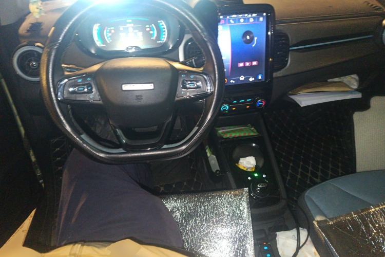 Used Chery Little Ant 2022 Restyled Version Sweet Pink Edition Half-Sugar Version 3-Cell Lithium Battery 30kW 408km Range
