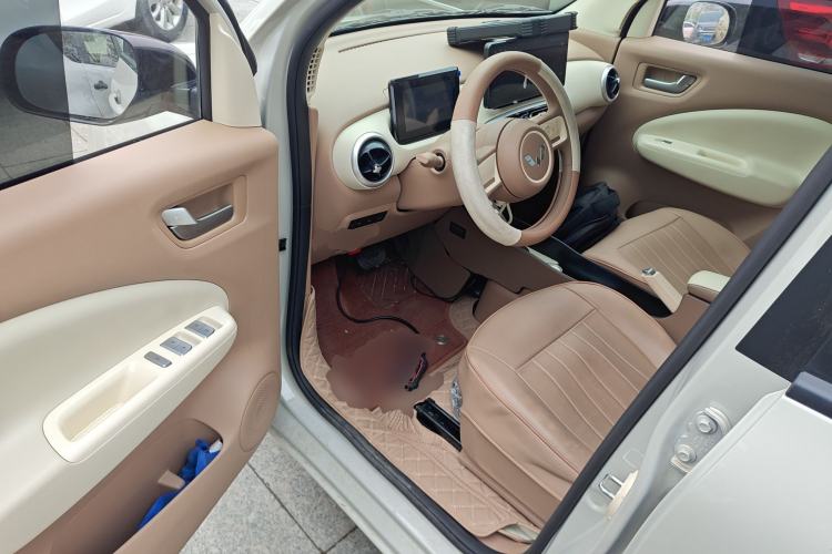 Used Wuling Hongguang MINIEV 2025 Four-Door Version Advanced Edition Driver Seat